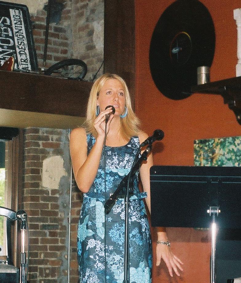 jennysinging.jpg